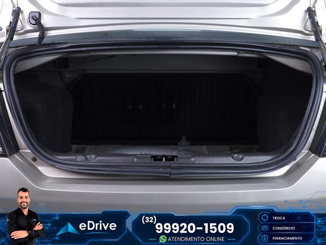 FORD FIESTA SEDAN SE 1.6 8V FLEX 4P 2014