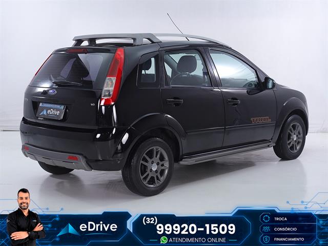 FORD FIESTA TRAIL 1.6 8V FLEX 5P 2010