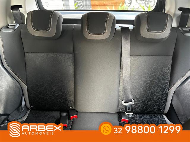 FIAT MOBI TREKKING 1.0 FLEX 5P. 2025