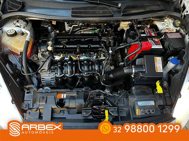 FORD FIESTA TIT./TIT.PLUS 1.6 16V FLEX AUT. 2015