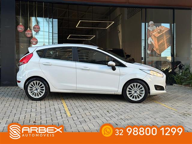 FORD FIESTA TIT./TIT.PLUS 1.6 16V FLEX AUT. 2015
