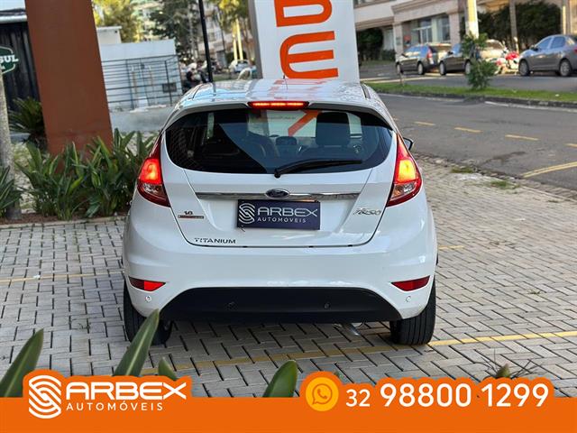 FORD FIESTA TIT./TIT.PLUS 1.6 16V FLEX AUT. 2015