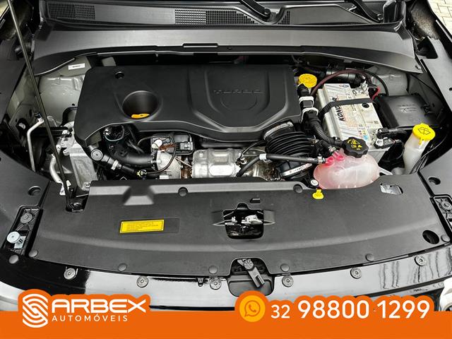 JEEP COMMANDER OVERLAND T270 1.3 TB FLEX AUT. 2025