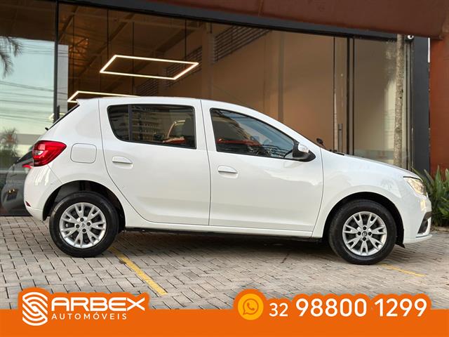 RENAULT SANDERO ZEN FLEX 1.0 12V 5P MEC. 2022