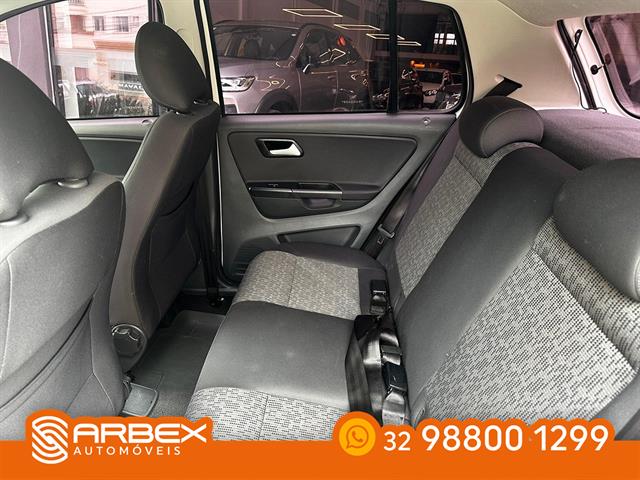 VOLKSWAGEN FOX 1.0 MI TOTAL FLEX 8V 5P 2014