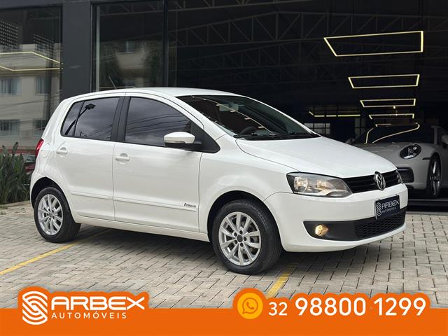 VOLKSWAGEN FOX 1.0 MI TOTAL FLEX 8V 5P 2014
