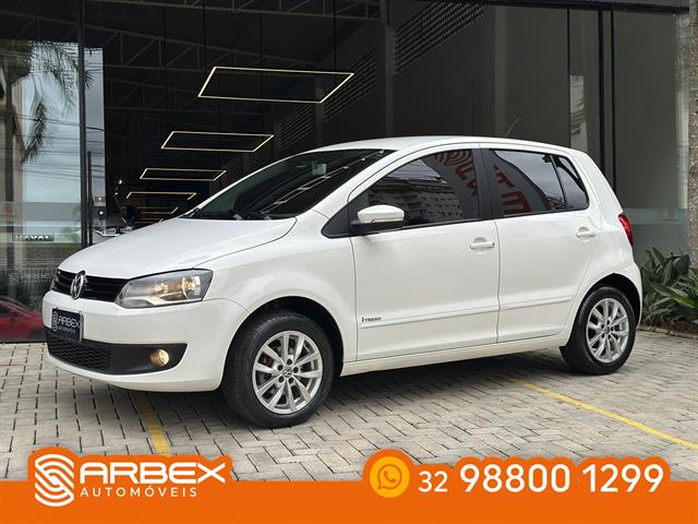VOLKSWAGEN FOX 1.0 MI TOTAL FLEX 8V 5P 2014