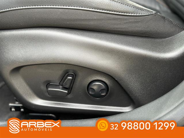 JEEP COMMANDER LIMITED T270 1.3 TB FLEX AUT. 2024