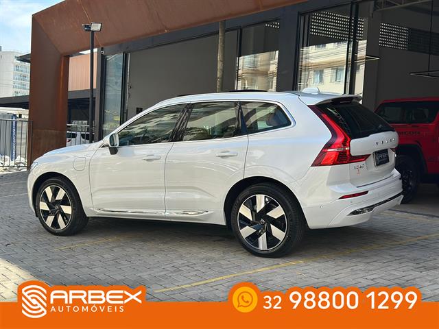 VOLVO XC 60 T-8 ULTRA 2.0 AWD (HÍBRIDO) 2025