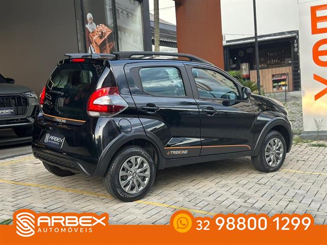 FIAT MOBI TREKKING 1.0 FLEX 5P. 2025
