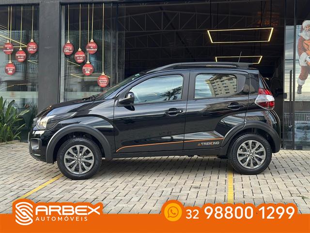 FIAT MOBI TREKKING 1.0 FLEX 5P. 2025