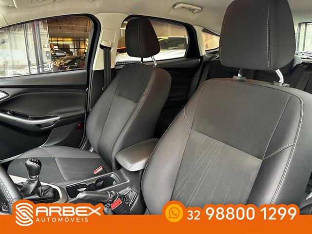 FORD FOCUS 1.6 S/SE/SE PLUS FLEX 8V/16V  5P 2017