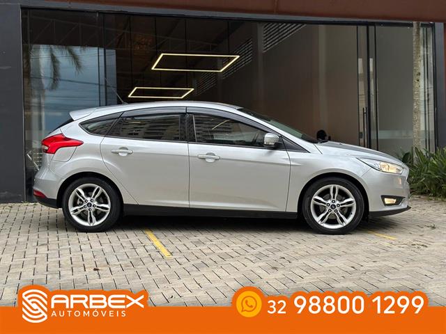 FORD FOCUS 1.6 S/SE/SE PLUS FLEX 8V/16V  5P 2017