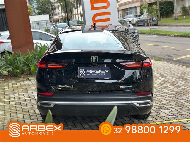 FIAT FASTBACK AUDACE 200 TB AUT (HIBRÍDO) 2025