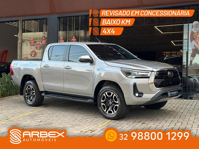 TOYOTA HILUX CD SRX 4X4 2.8 TDI 16V DIESEL AUT. 2024