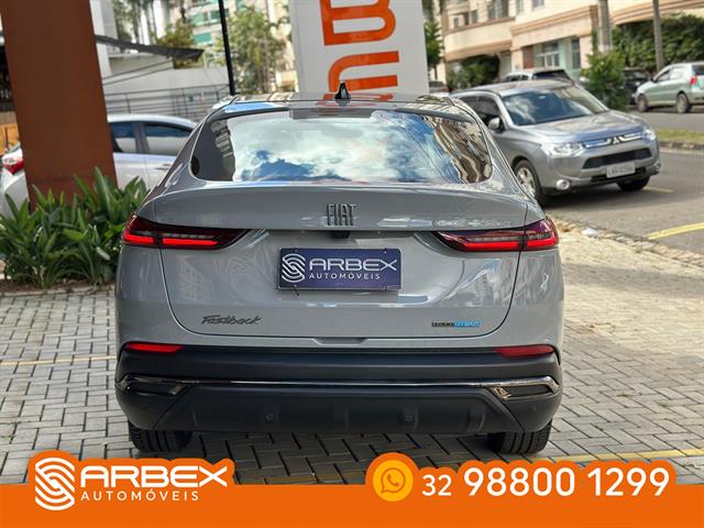 FIAT FASTBACK IMPETUS 200 T. AUT (HIBRÍDO) 2025