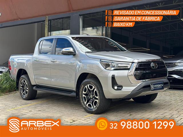 TOYOTA HILUX CD SRX 4X4 2.8 TDI 16V DIESEL AUT. 2024
