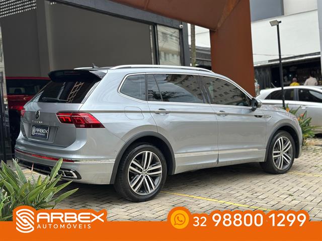 VOLKSWAGEN TIGUAN ALLSPAC R-LINE 300 TSI 2.0 2024