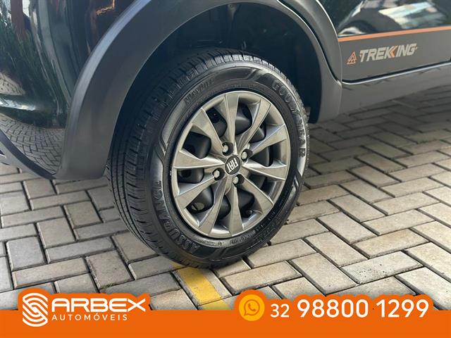 FIAT MOBI TREKKING 1.0 FLEX 5P. 2025