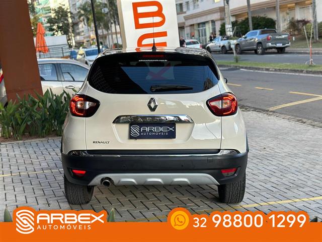 RENAULT CAPTUR INTENSE 1.6 16V FLEX 5P AUT. 2018