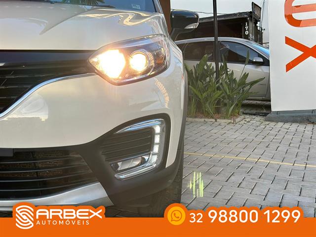 RENAULT CAPTUR INTENSE 1.6 16V FLEX 5P AUT. 2018