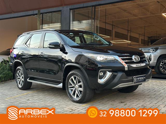 TOYOTA HILUX SW4 SRX 4X4 2.8 TDI 16V DIES. AUT. 2019