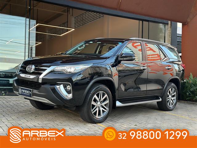 TOYOTA HILUX SW4 SRX 4X4 2.8 TDI 16V DIES. AUT. 2019