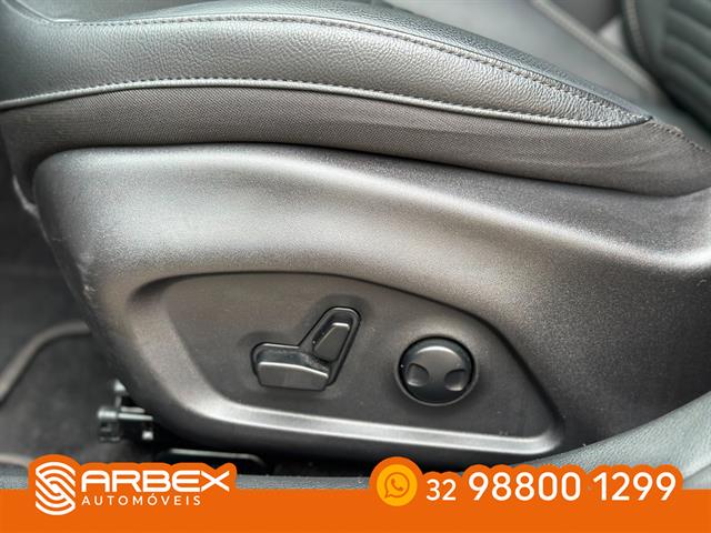 JEEP COMMANDER LONGITUDE T270 1.3 TB FLEX AUT 2025