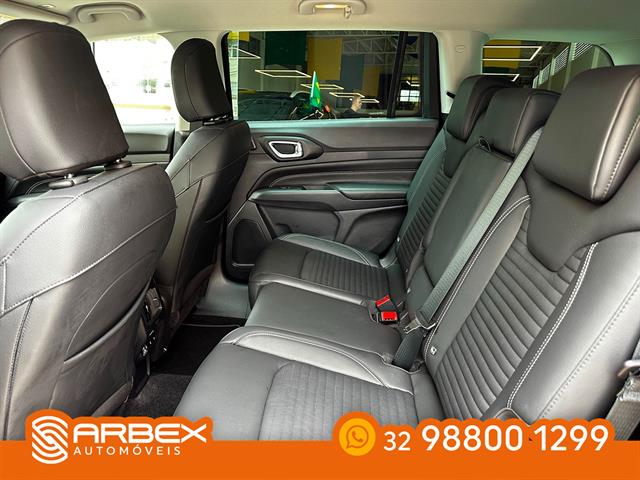 JEEP COMMANDER LONGITUDE T270 1.3 TB FLEX AUT 2025
