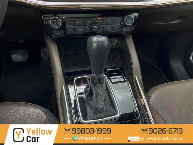 JEEP COMMANDER OVERLAND T270 1.3 TB FLEX AUT. 2023