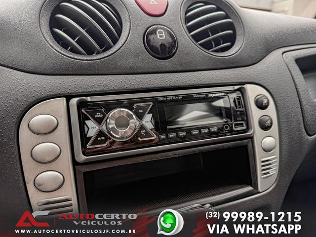 CITROËN C3 GLX 1.4/ GLX SONORA 1.4 FLEX 8V 5P 2011