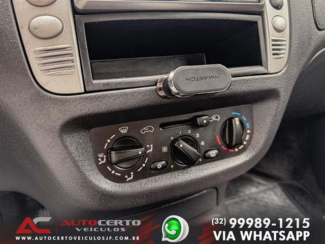 CITROËN C3 GLX 1.4/ GLX SONORA 1.4 FLEX 8V 5P 2011