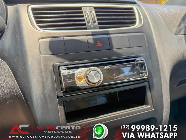 VOLKSWAGEN FOX 1.6 MI TOTAL FLEX 8V 5P 2012