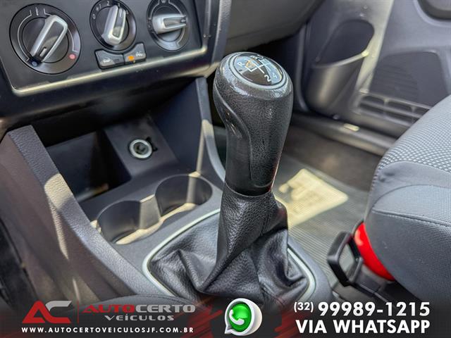 VOLKSWAGEN FOX 1.6 MI TOTAL FLEX 8V 5P 2012