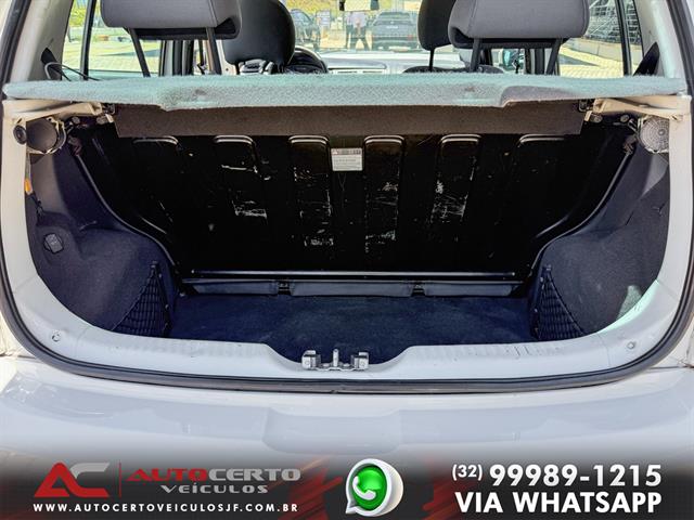 VOLKSWAGEN FOX 1.6 MI TOTAL FLEX 8V 5P 2012