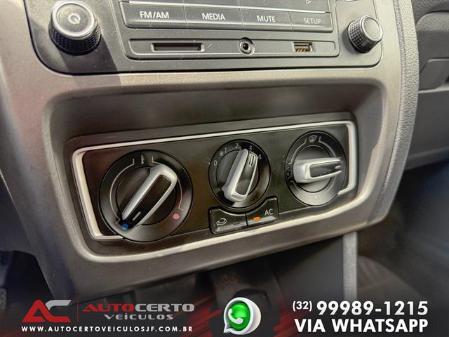 VOLKSWAGEN FOX TRACK 1.0 FLEX 12V 5P 2017