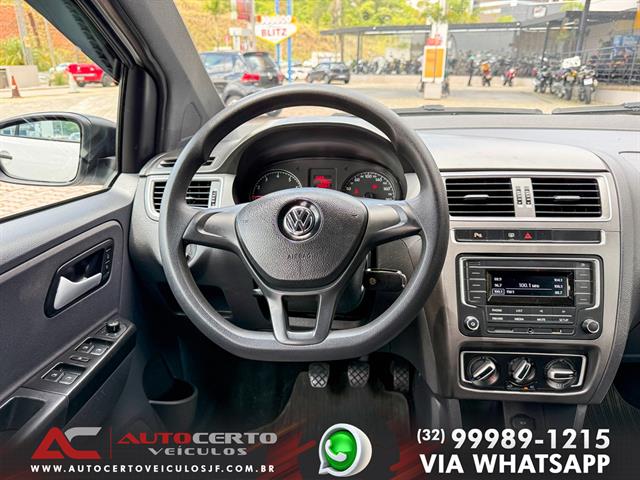 VOLKSWAGEN FOX TRACK 1.0 FLEX 12V 5P 2017