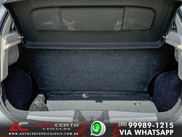 NISSAN MARCH SL 1.6 16V FLEX FUEL 5P 2015