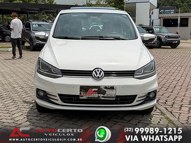 VOLKSWAGEN FOX COMFORTLINE 1.6 FLEX 8V 5P 2015