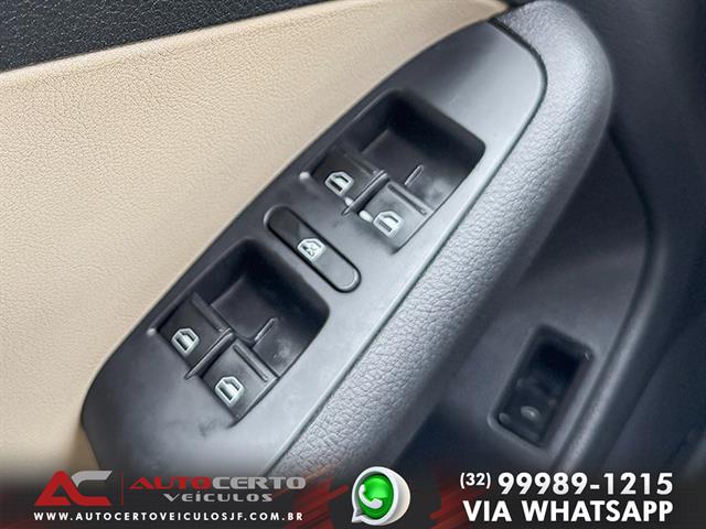 VOLKSWAGEN JETTA COMFORTLINE  2.0 T.FLEX 8V 4P MEC. 2012