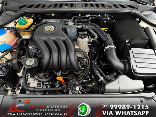 VOLKSWAGEN JETTA COMFORTLINE  2.0 T.FLEX 8V 4P MEC. 2012