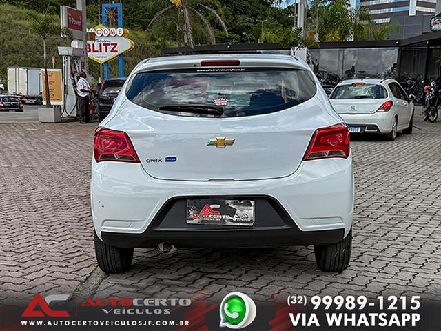 CHEVROLET ONIX HATCH ADVANTAGE 1.4 8V FLEX 5P AUT. 2018