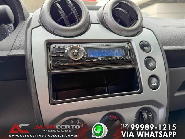 FORD Fiesta 1.6 16V FLEX MEC. 5P 2013