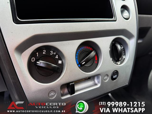 FORD Fiesta 1.6 16V FLEX MEC. 5P 2013