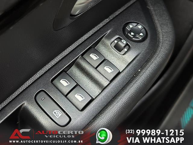 PEUGEOT 208 STYLE 1.0 FLEX 6V 5P MEC. 2024