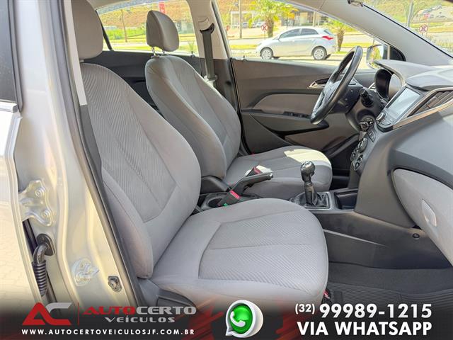 HYUNDAI HB20S PREMIUM 1.6 FLEX 16V MEC. 4P 2015