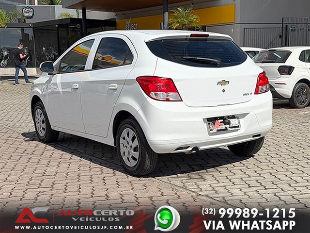 CHEVROLET ONIX HATCH LT 1.0 8V FLEXPOWER 5P MEC. 2015