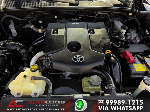 TOYOTA Hilux CD SR 4X4 2.8 TDI DIESEL AUT. 2016