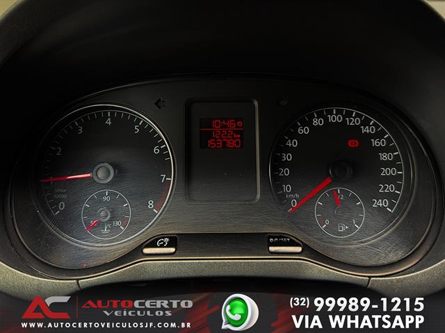 VOLKSWAGEN FOX 1.6 MI TOTAL FLEX 8V 5P 2014