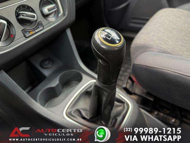 VOLKSWAGEN FOX 1.6 MI TOTAL FLEX 8V 5P 2014